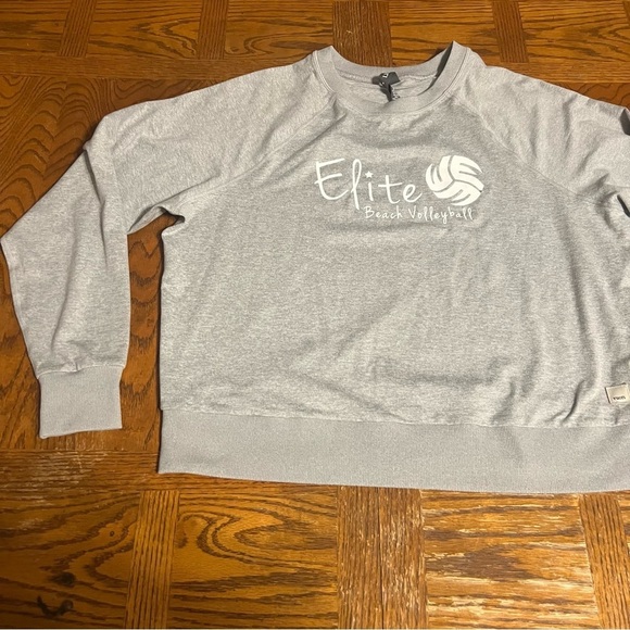 Vuori Long Sleeve Halo Crewneck in Gray with Elite Beach Volleyball Graphic Sz S - Picture 4 of 13